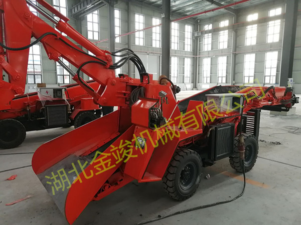 轮式皮带扒渣机3_副本.jpg 轮式皮带扒渣机3_副本.jpg